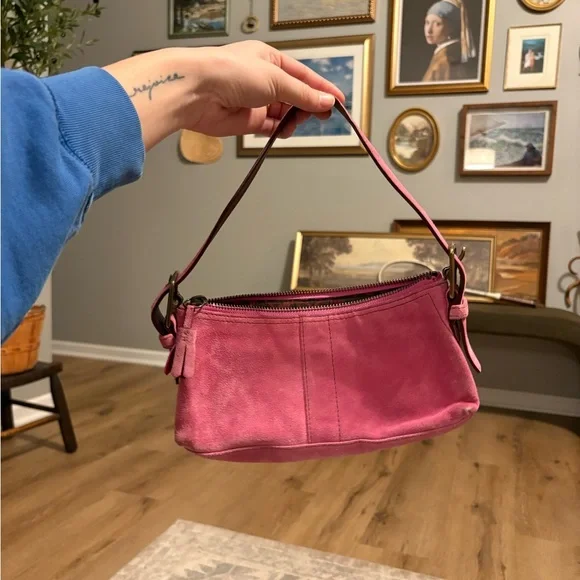 Y2K Pink Suede Coach Hamptons Demi Baguette Shoulder Bag - Picture 2 of 8